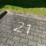 Schlosshalde Apartman *