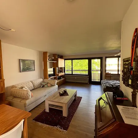 Schlosshalde Apartman *